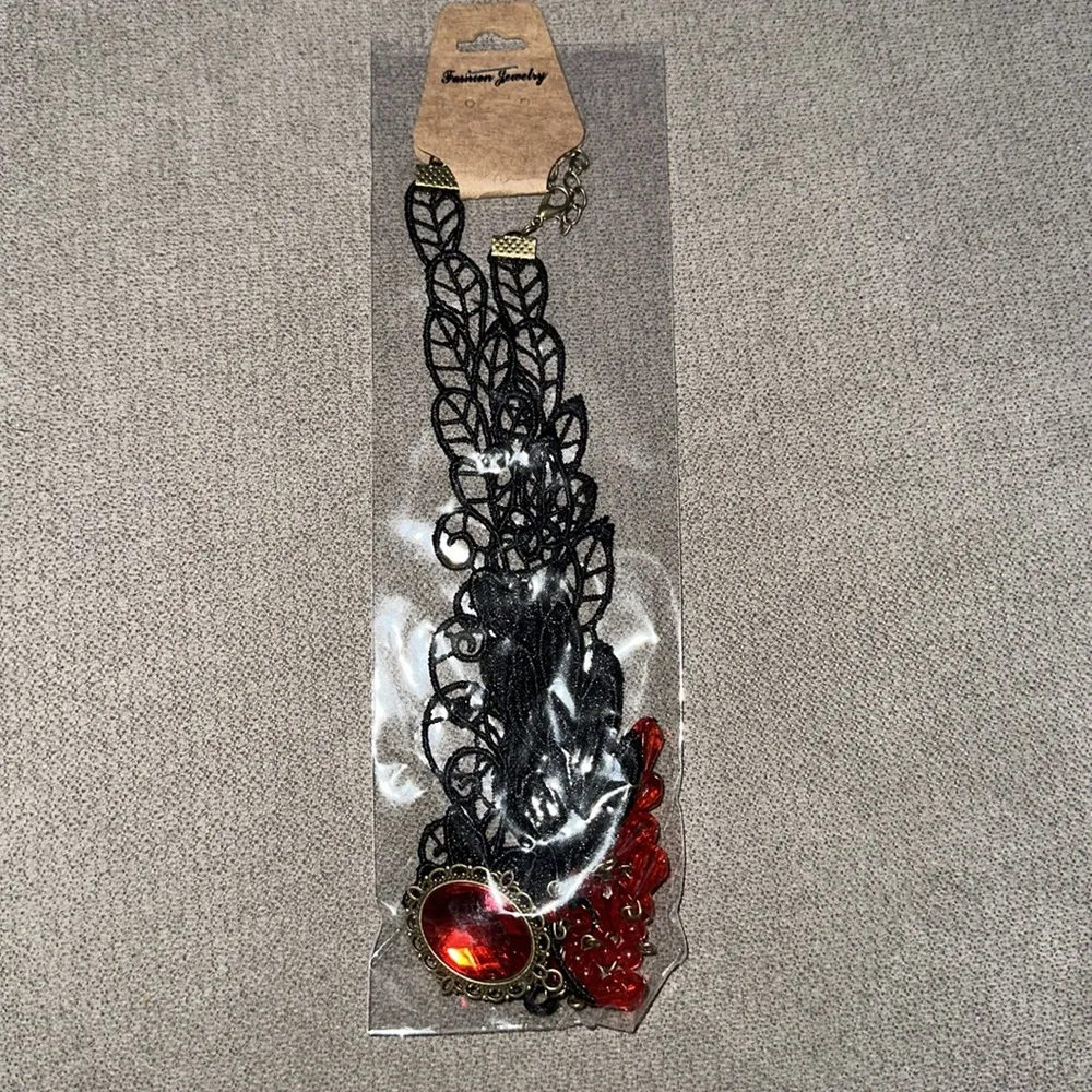 Lolita Red and Black Choker Necklace - Image 2