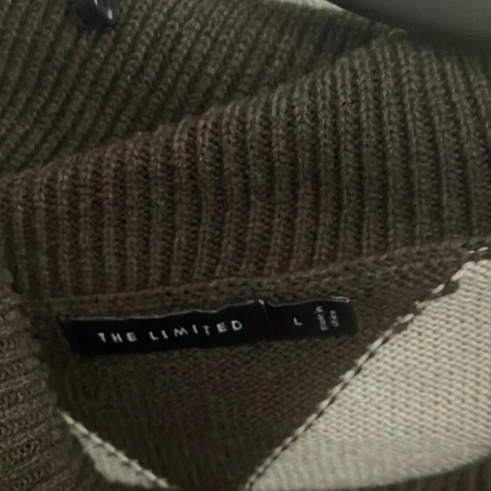 The Limited Ladies sweater large - Image 2