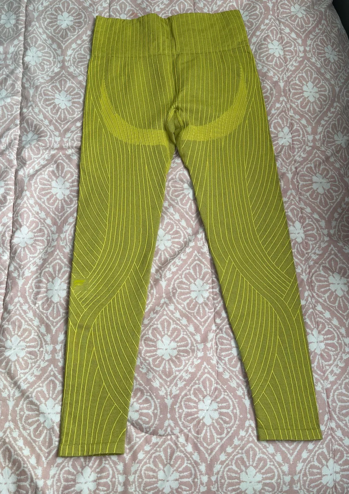 Fabletics Seamless High-Waisted Linework Legging Regular - Image 2