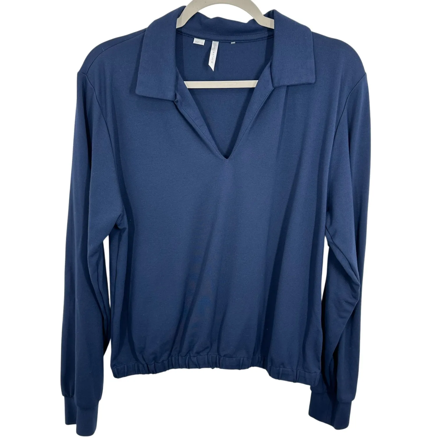 Travis Mathew Women's Spa Day Long Sleeve Collared Shirt Navy Blue Size Large - Image 2