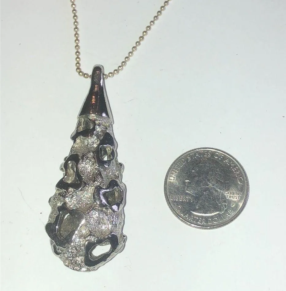 Vintage Silver Tone Huge Hollow Cutout Pendant Boho Retro Necklace - Image 3