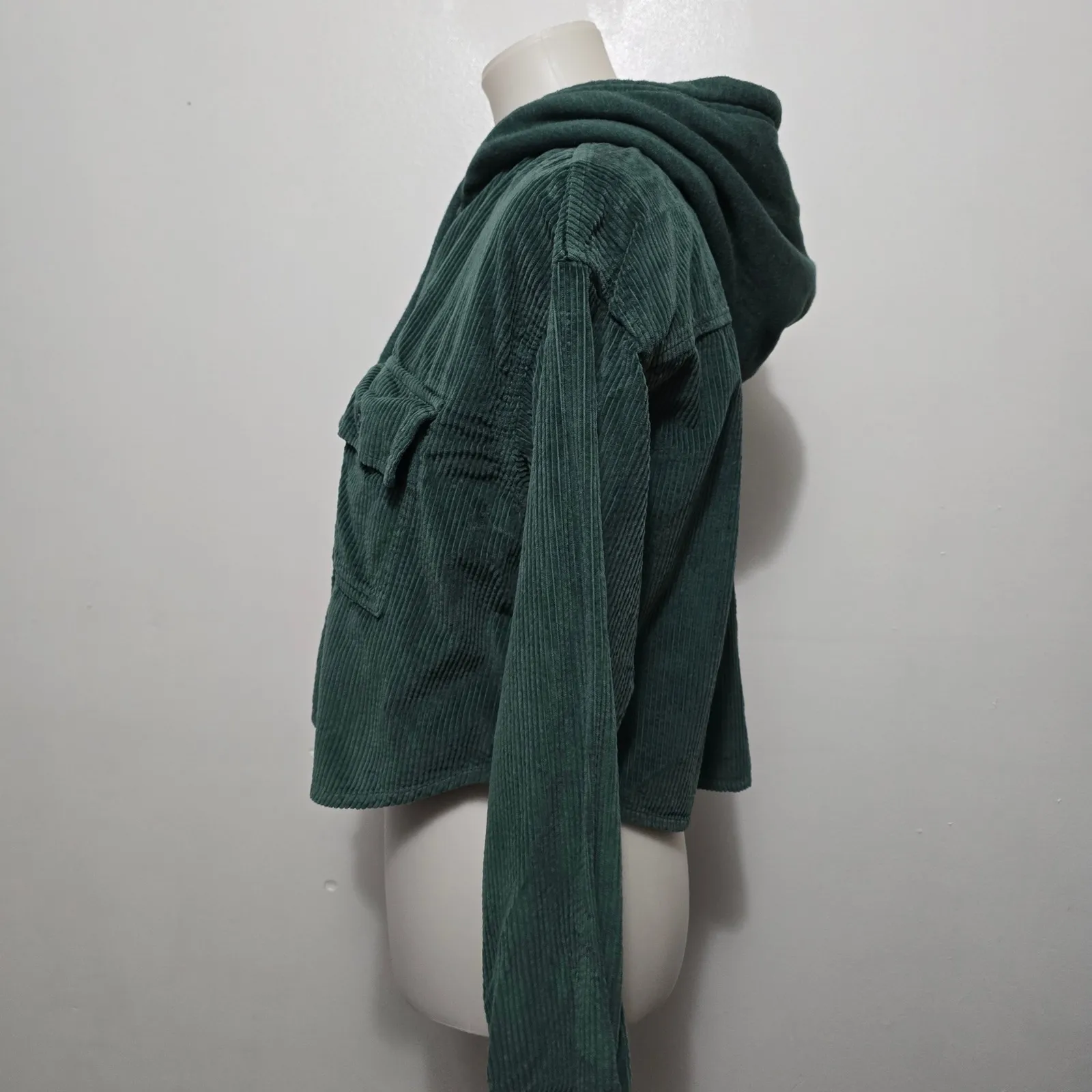 American Eagle Outfitters Green Corduroy Cropped Hoodie Shirt Jacket S - Image 3