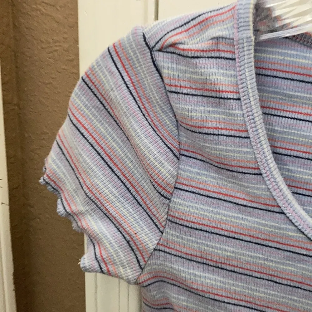 FINAL MARKDOWN Pink rose crop top medium - Image 2