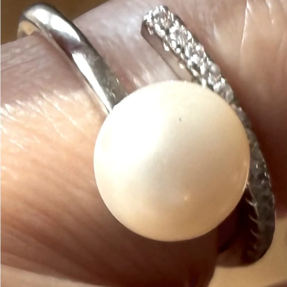 18k Gold Plated Small Natural Pearl Ring Inlaid Zircon Stone size 5-5.5 - Image 2