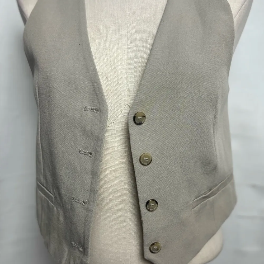 Zara Stylish Beige Vest with Button Detail XS NWT - Image 3