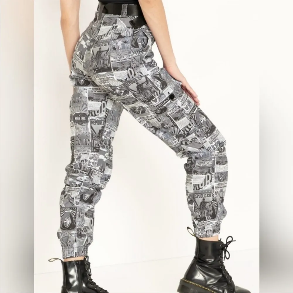 Blackmilk X Avatar Korra Republic City News Cargo Pants Joggers: Black White - Image 4