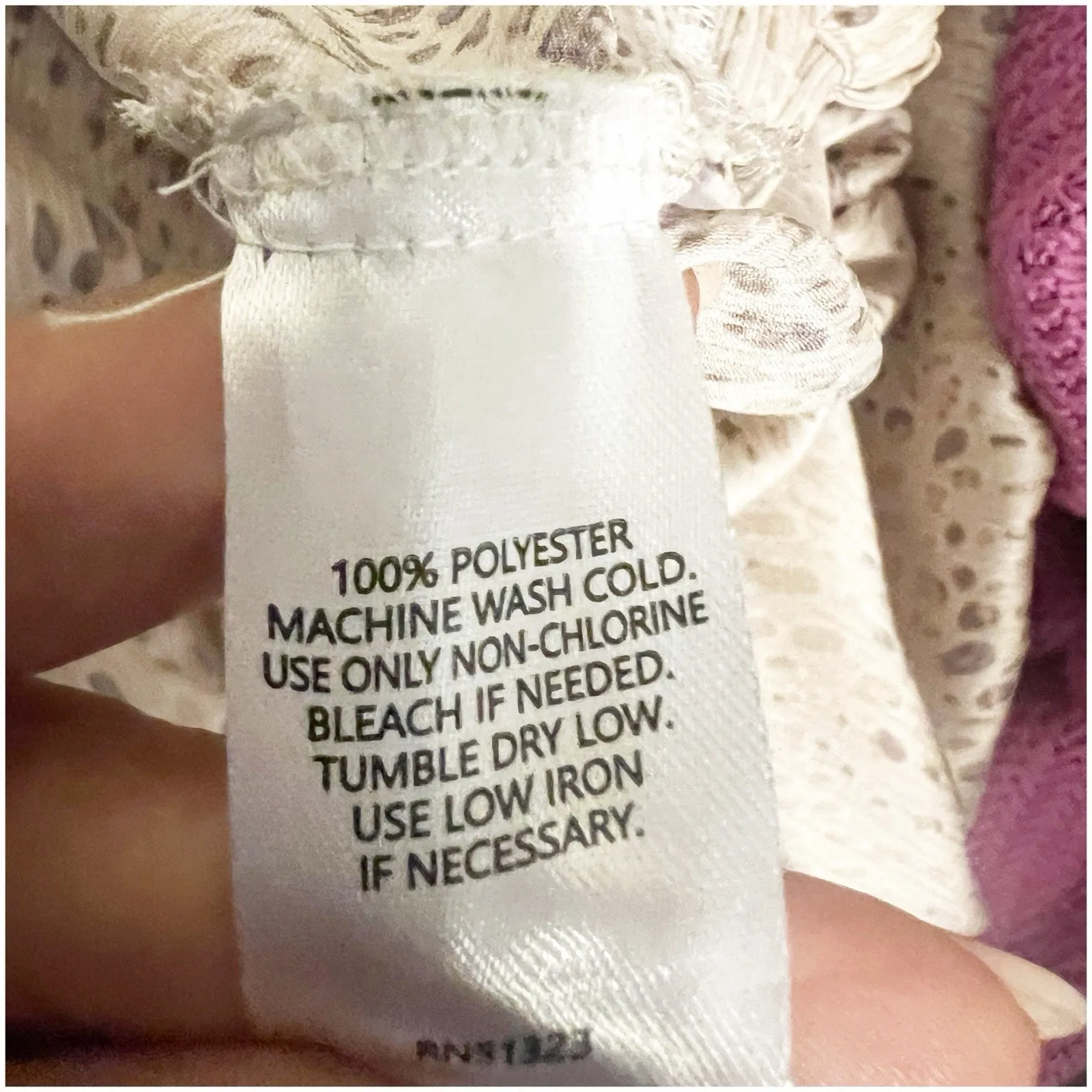 Halogen Women’s Size Medium Wrap Style Blouse Champagne Animal Print Cropped - Image 7