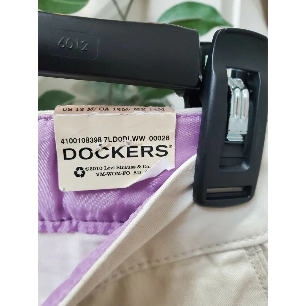 Dockers Women's White Cotton Mid Rise Straight Legs Casual Jeans Pants Size 12 - Image 7