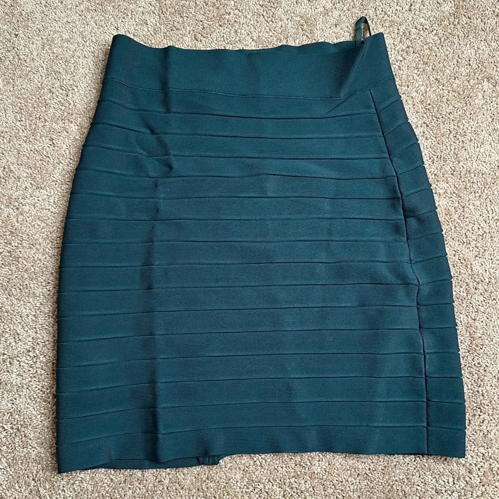 BCBGMaxAzria‎ Leger Bandage Skirt - Image 6