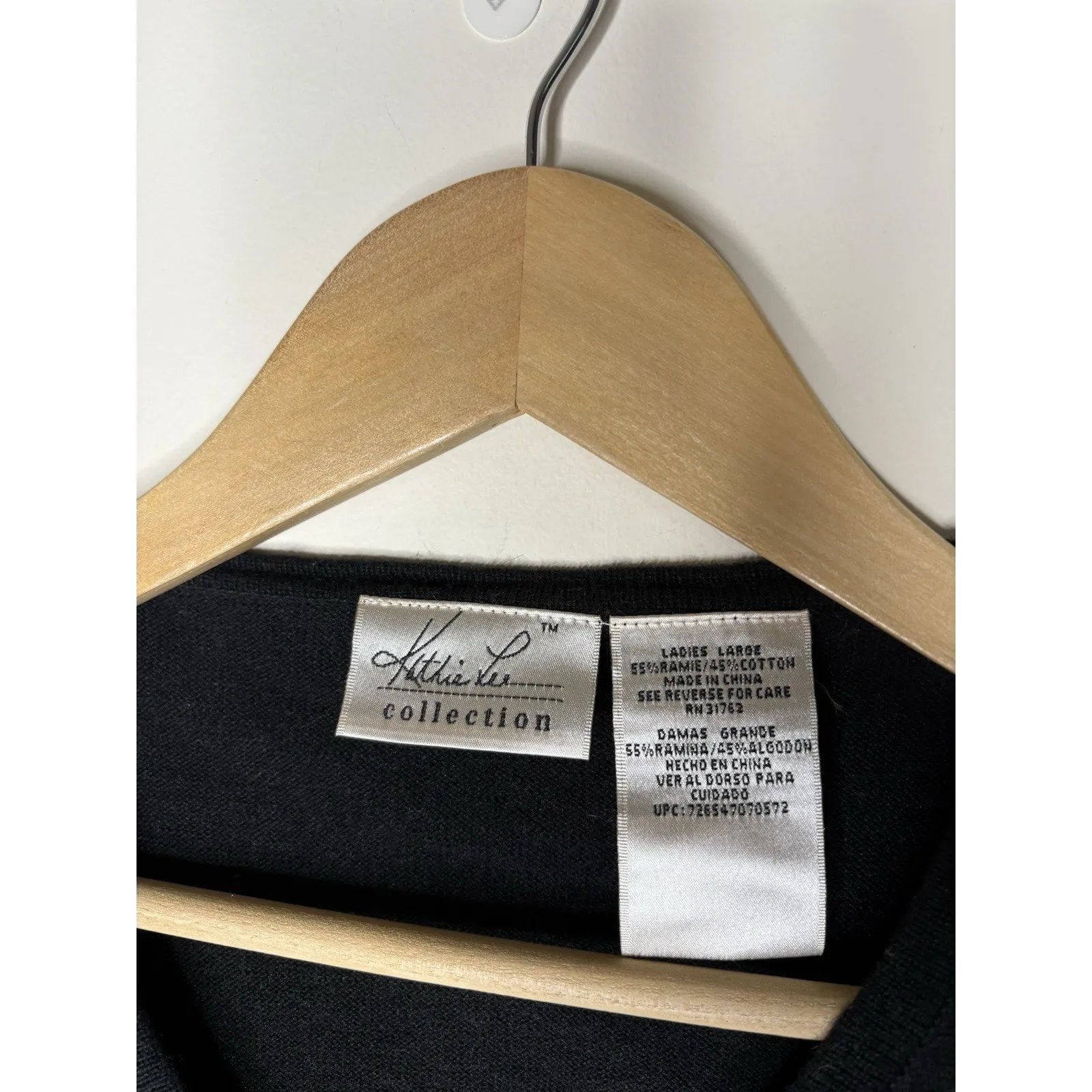 Vintage KATHIE LEE Womens Large Cardigan Sweater Short Sleeve Black Embroidered - Image 4