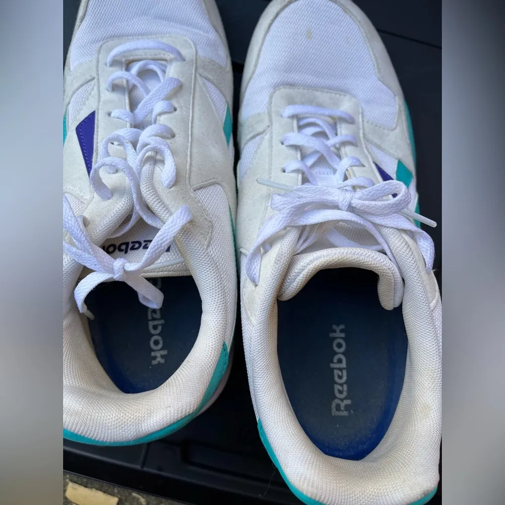 1980s vintage style Reebok sneakers - Image 10