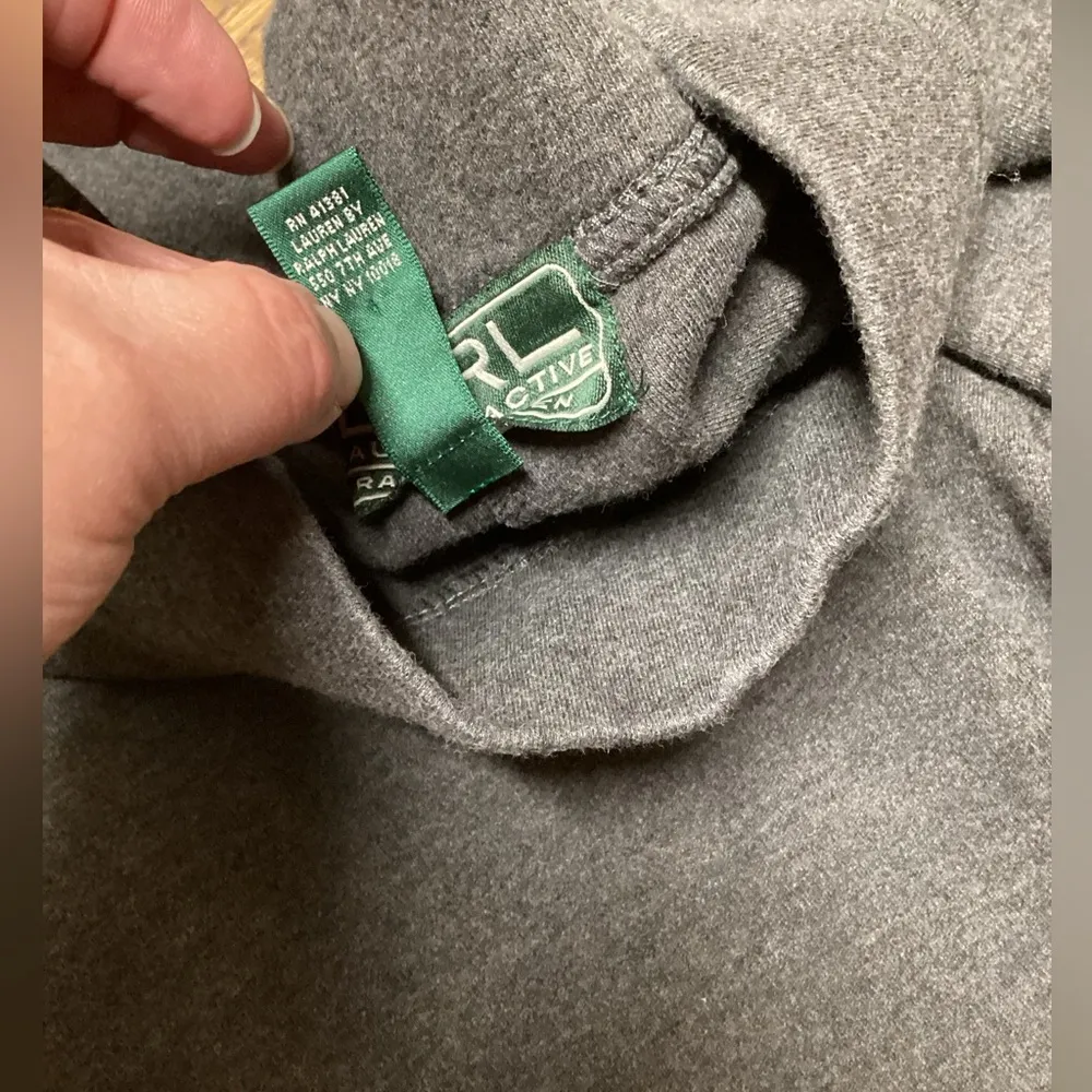 Lauren Ralph Lauren. Knit pull on pants. Charcoal gray. Size Large Gray - Image 4