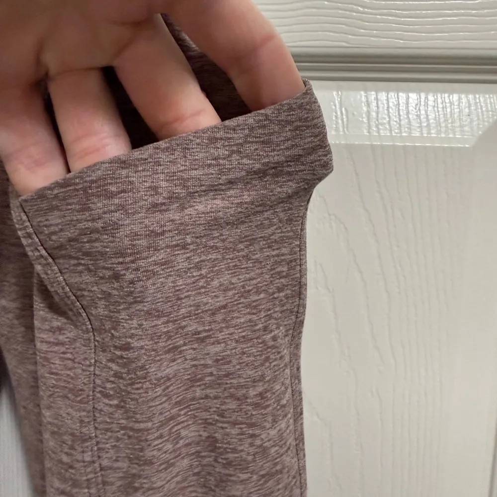 Bombshell pocket leggings with scrunch back! - Image 5