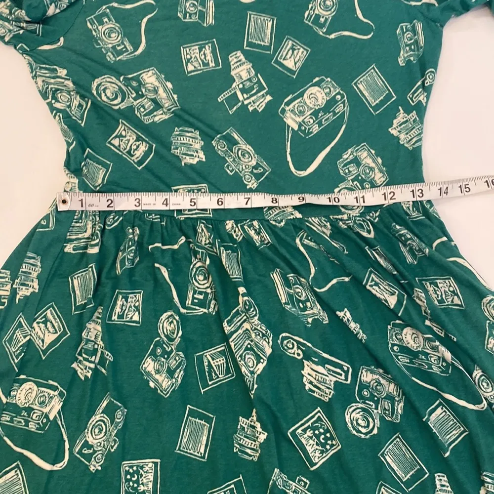 ModCloth Retro Fit Stretchy Camera All Over Print Dress Fit Flare EUC Sz S - Image 10