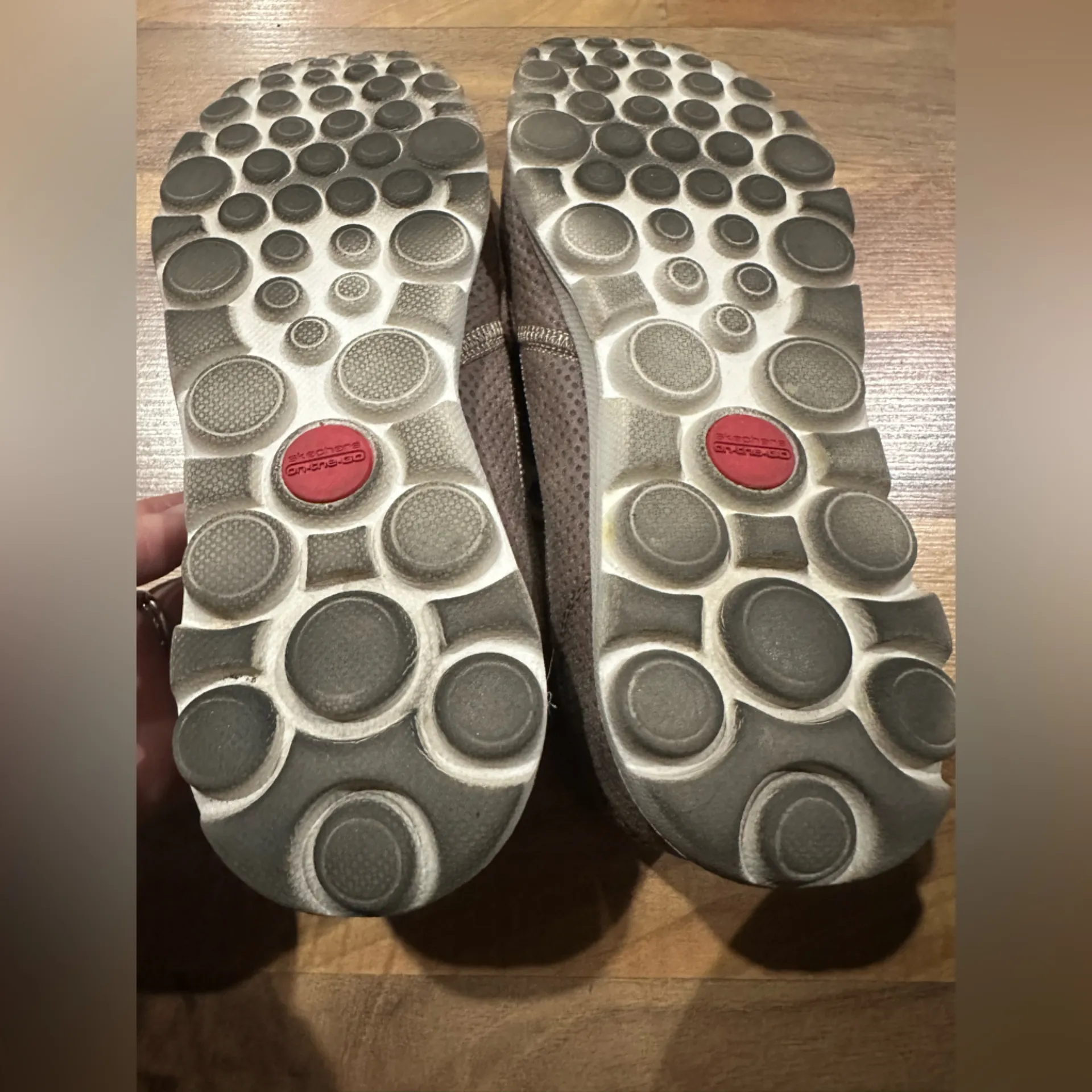 Skechers Red logo and Brown Women's Loafers with Pink Insole - Image 6