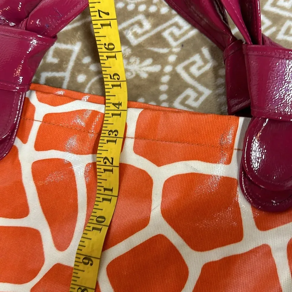 Kate Landry Pink-Orange Giraffe Tote - Image 10