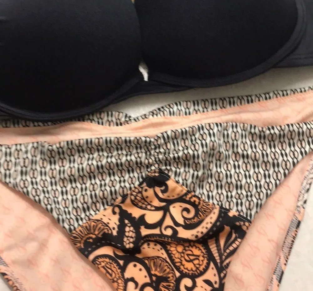Victorias Secret Bombshell bikini swimsuits 36B - Image 3