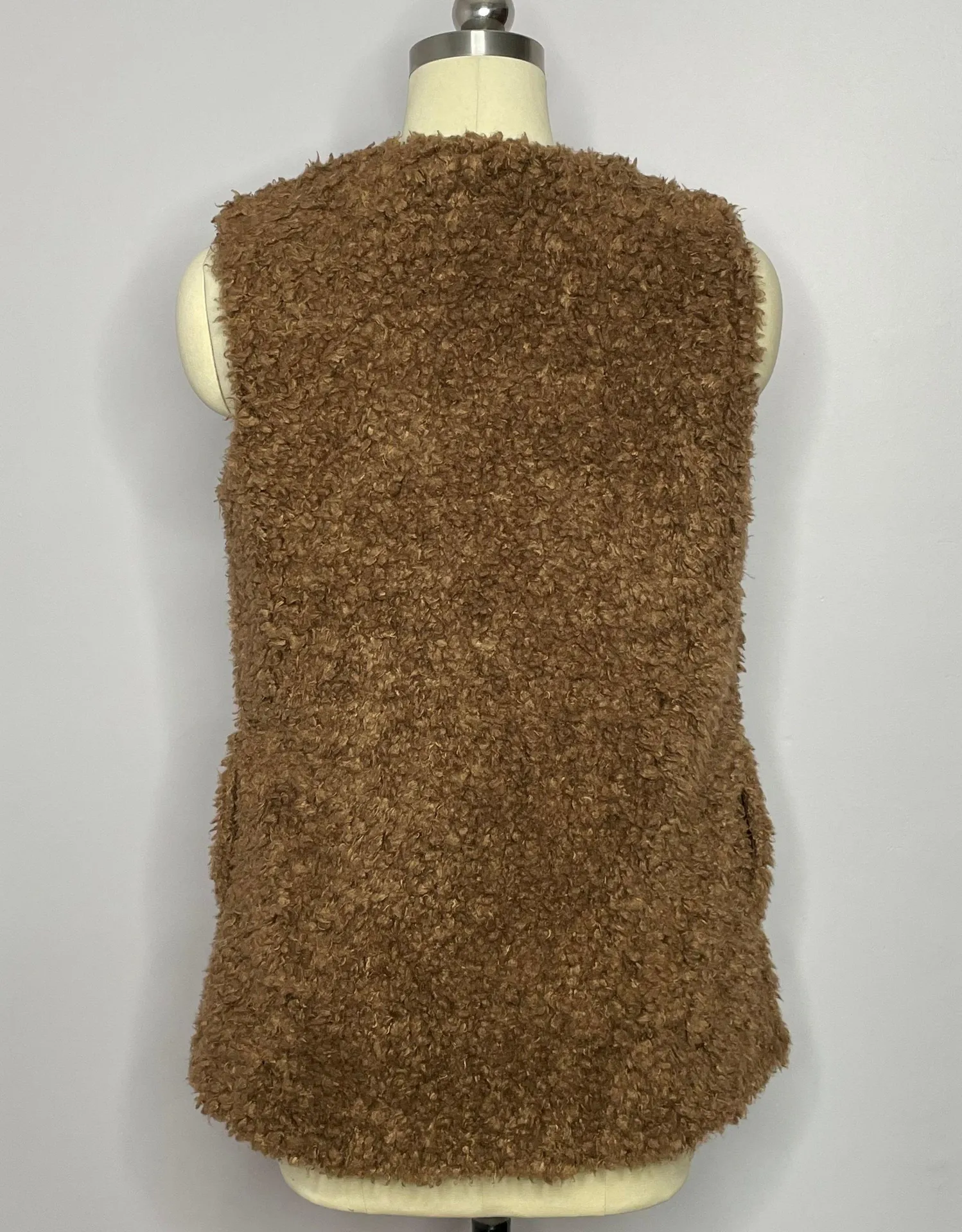 Design Lab/ Lord & Taylor Teddy Faux Fur Vest M - Image 3