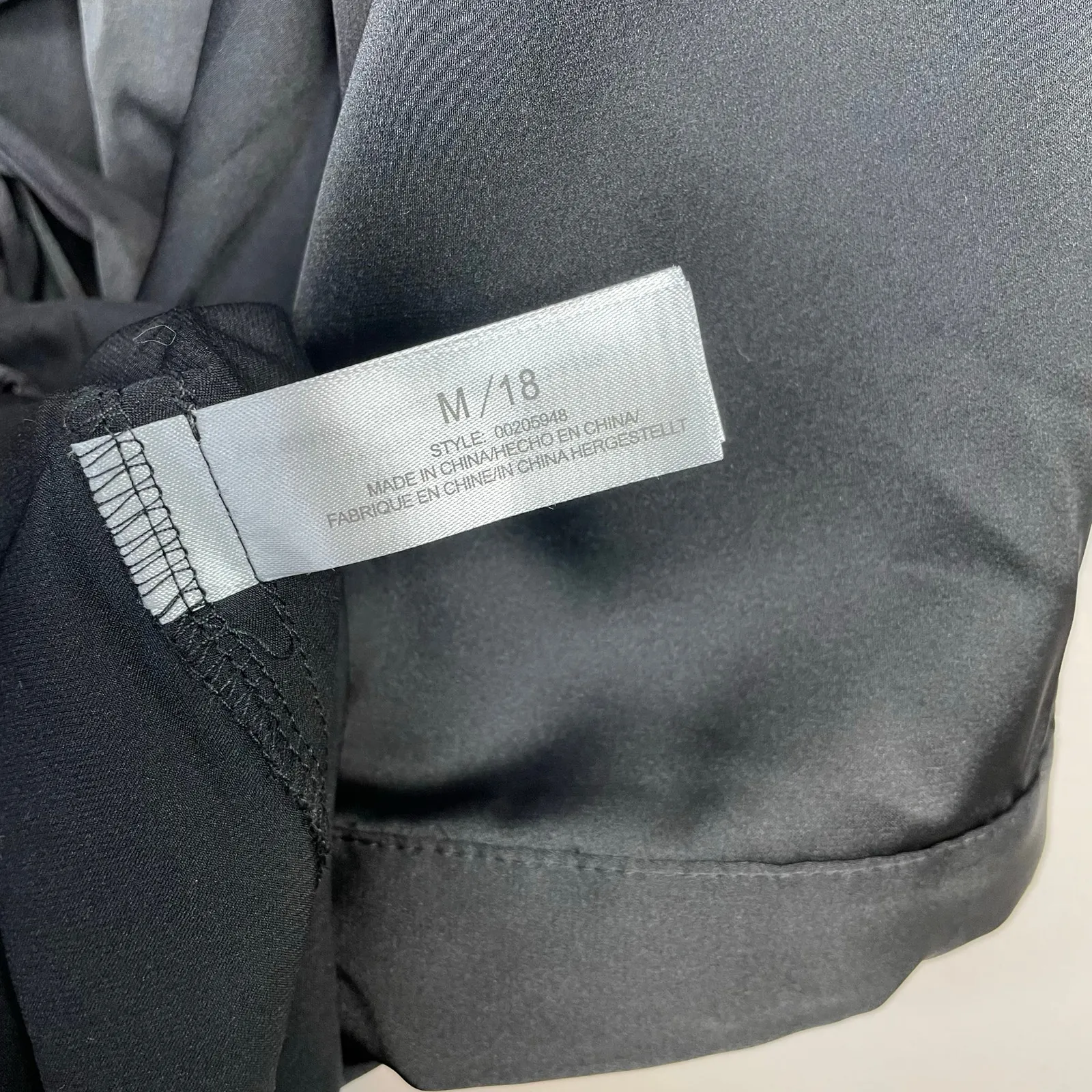 Fox & Royal City Chic Long Black Satin Robe Classic Minimalist Plus Size 18 M - Image 12