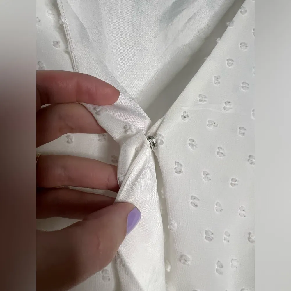 BB Dakota White Swiss Dot Long Sleeve Romper Small - Image 6