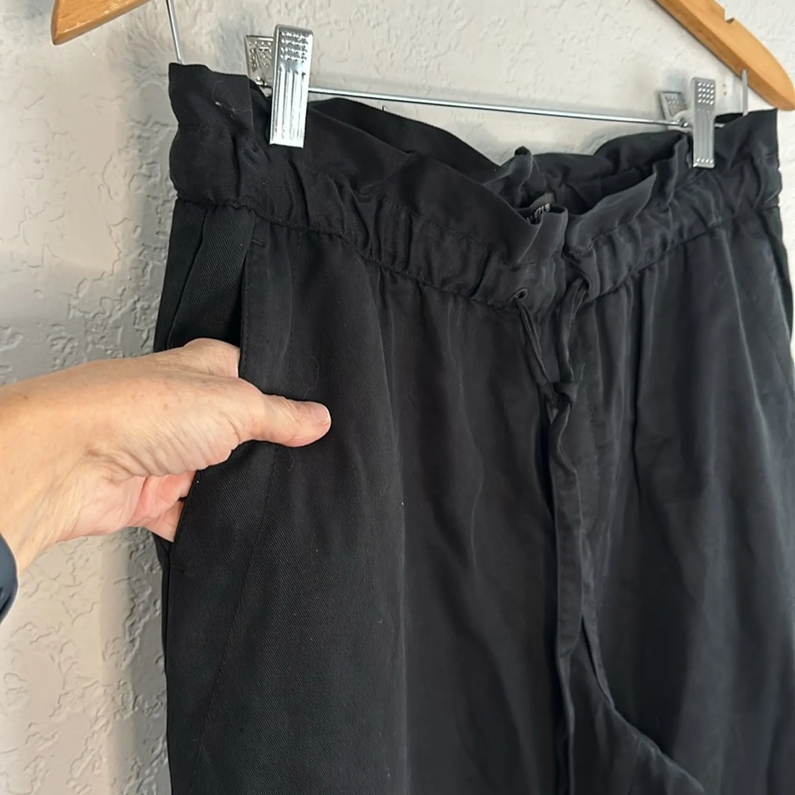 Banana Republic Tencel Paper Bag Jogger High Rise Pants Small Lyocell Loungewear - Image 5