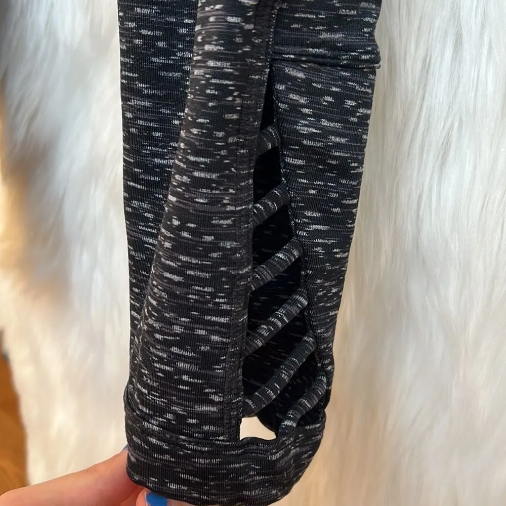 PrAna naturale Capri leggings yoga speck black charcoal gray lattice lace - Image 6