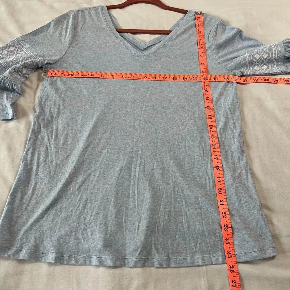 J.Jill Women's Embroidered Sleeve Double V Tee Small T-Shirt Blue Bell Sleeve - Image 5