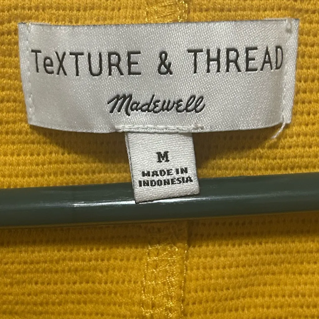 Madewell Texture & Thread Mustard Tie-Front Tank Top Size Medium - Image 4
