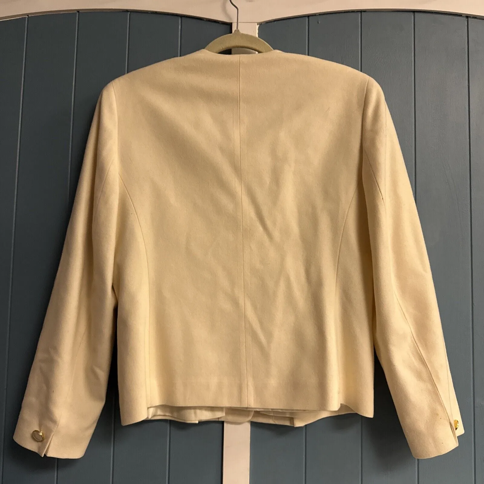 Vtg Pendleton Ivory Women's Sz 8 100% Virgin Wool Jacket Pearl Gold Buttons USA - Image 9