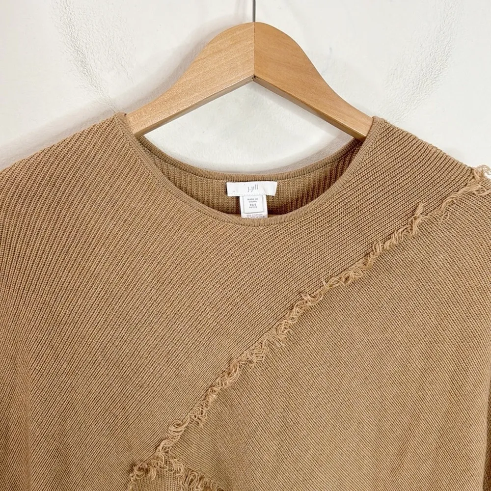 J.Jill yak hair blend fringed short sleeve Sweater top in tan Size XS/S Petite - Image 4