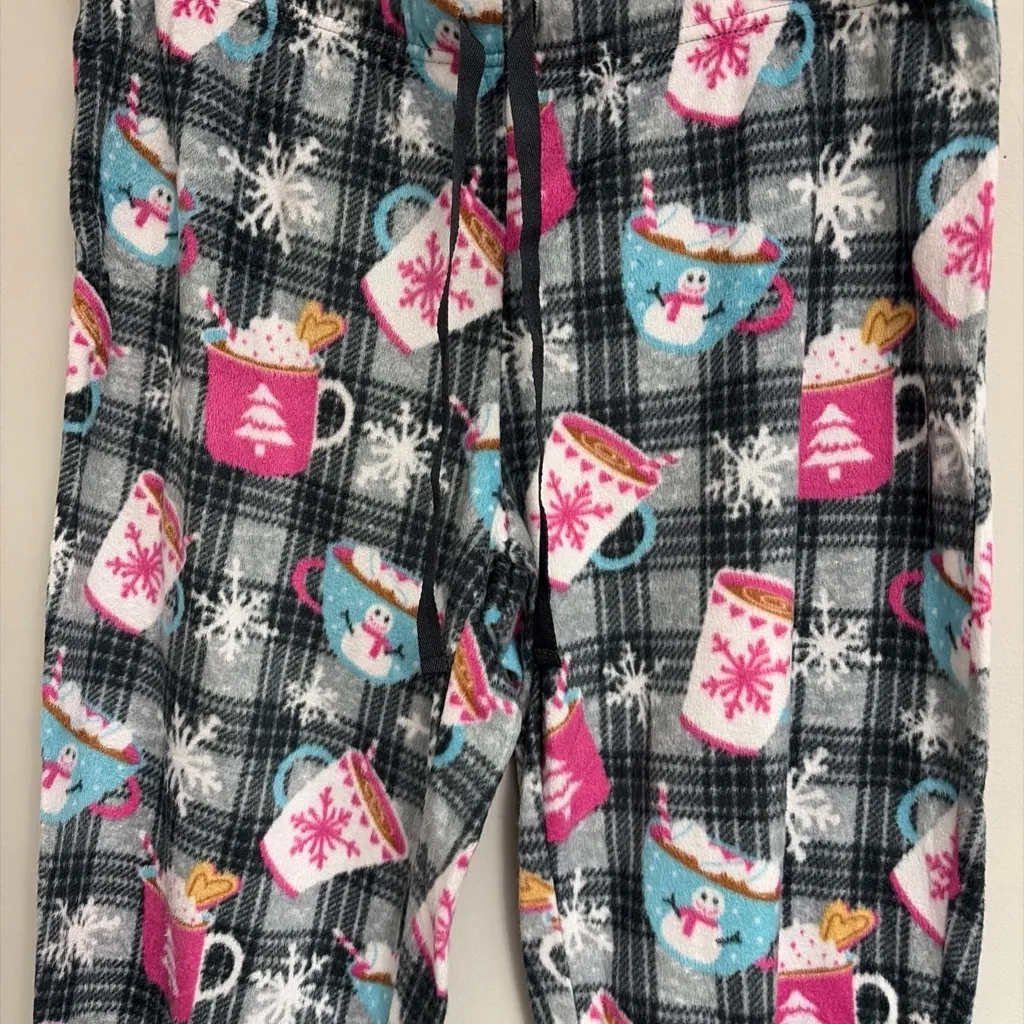 Secret Treasures women’s Pajama Bottoms with Snowman and Mug Pattern size XL - Image 2