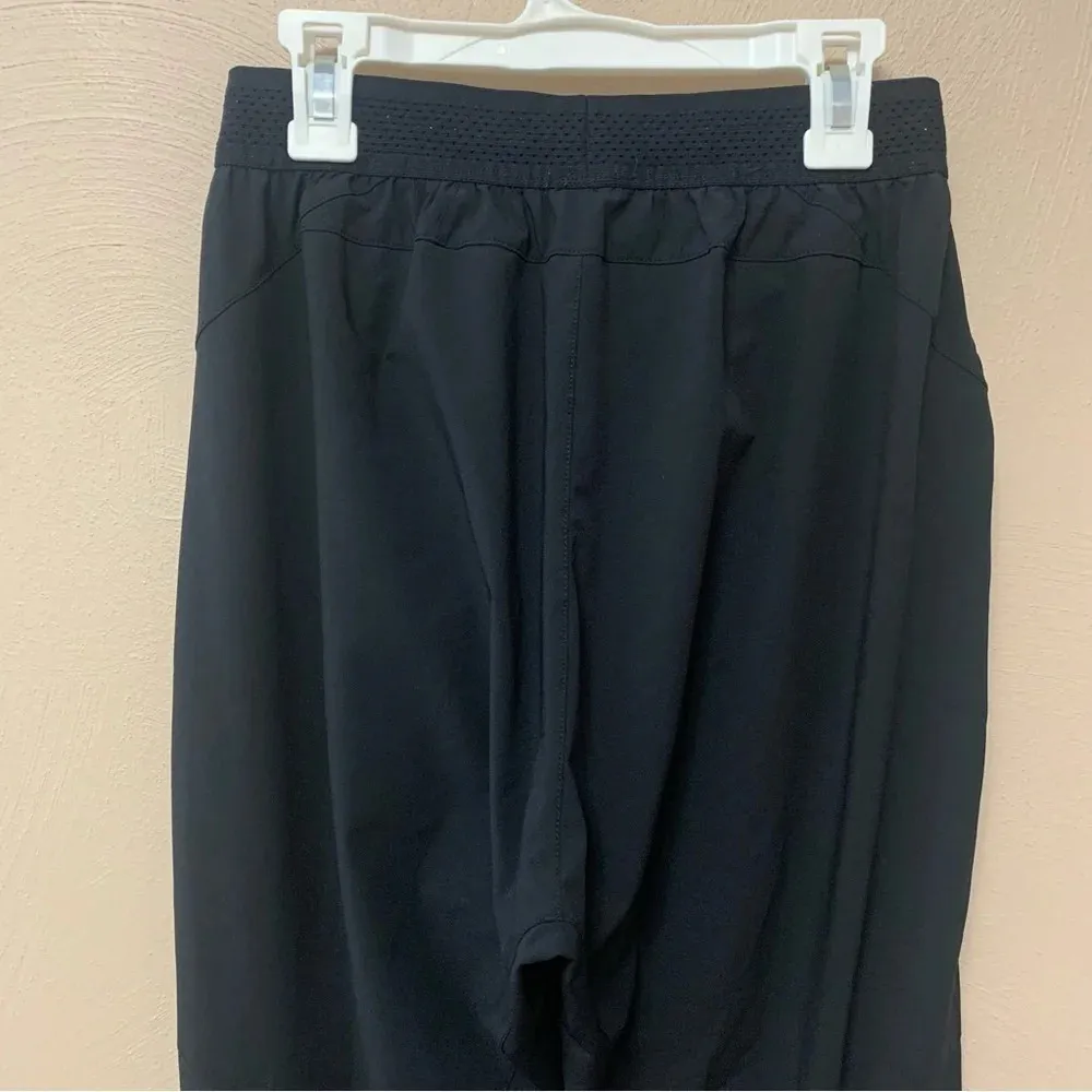 Alphalete Women's Infinity Studio Pant in Black - Image 12