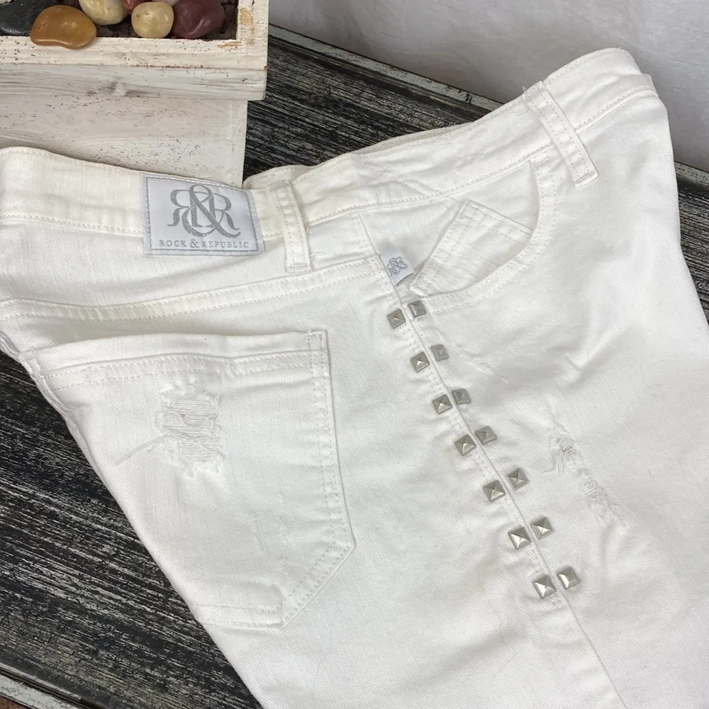 Rock & Republic White Distressed Studded Bermuda Shorts 4 - Image 5