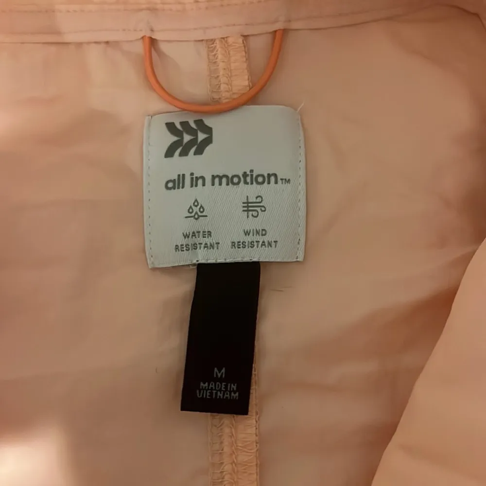 All in‎ motion windbreaker . Size M - Image 4