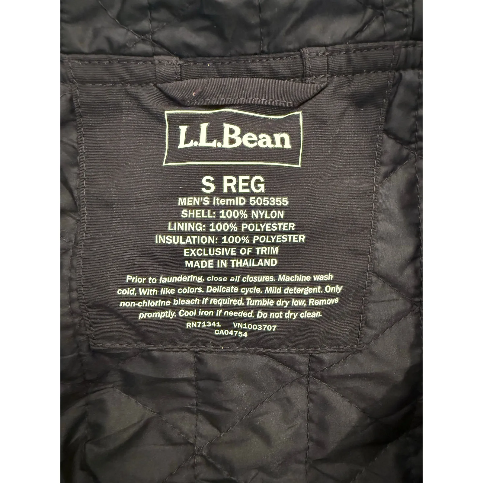 L.L. Bean Mountain Classic Insulated Hoodie Anorak Jacket Black Men's Size Small - Image 9