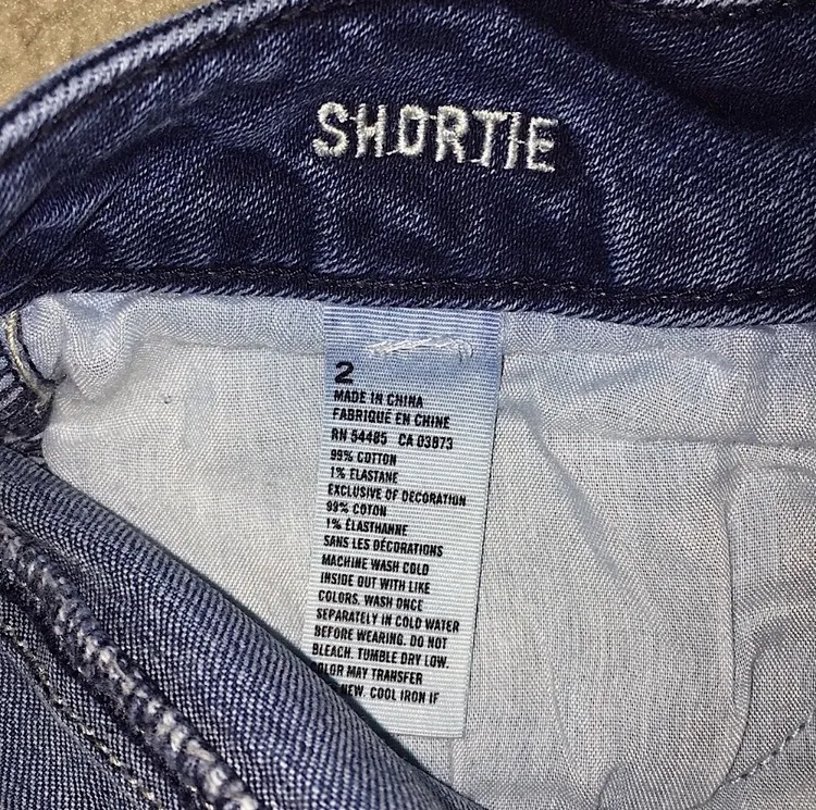 Shortie Dark Wash Denim Shorts - Image 4