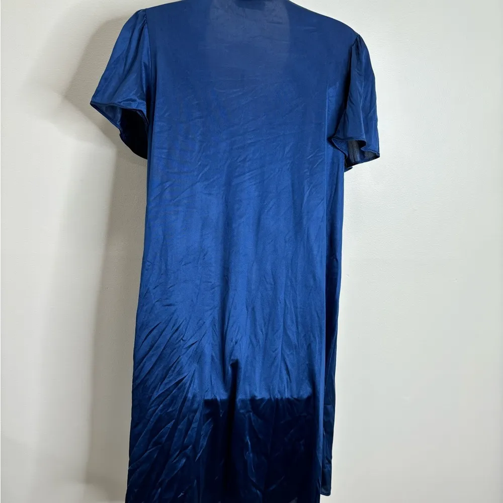 Vanity Fair Vintage Set Robe and Nightgown Blue medium lace 1970s sleepwear - Image 4