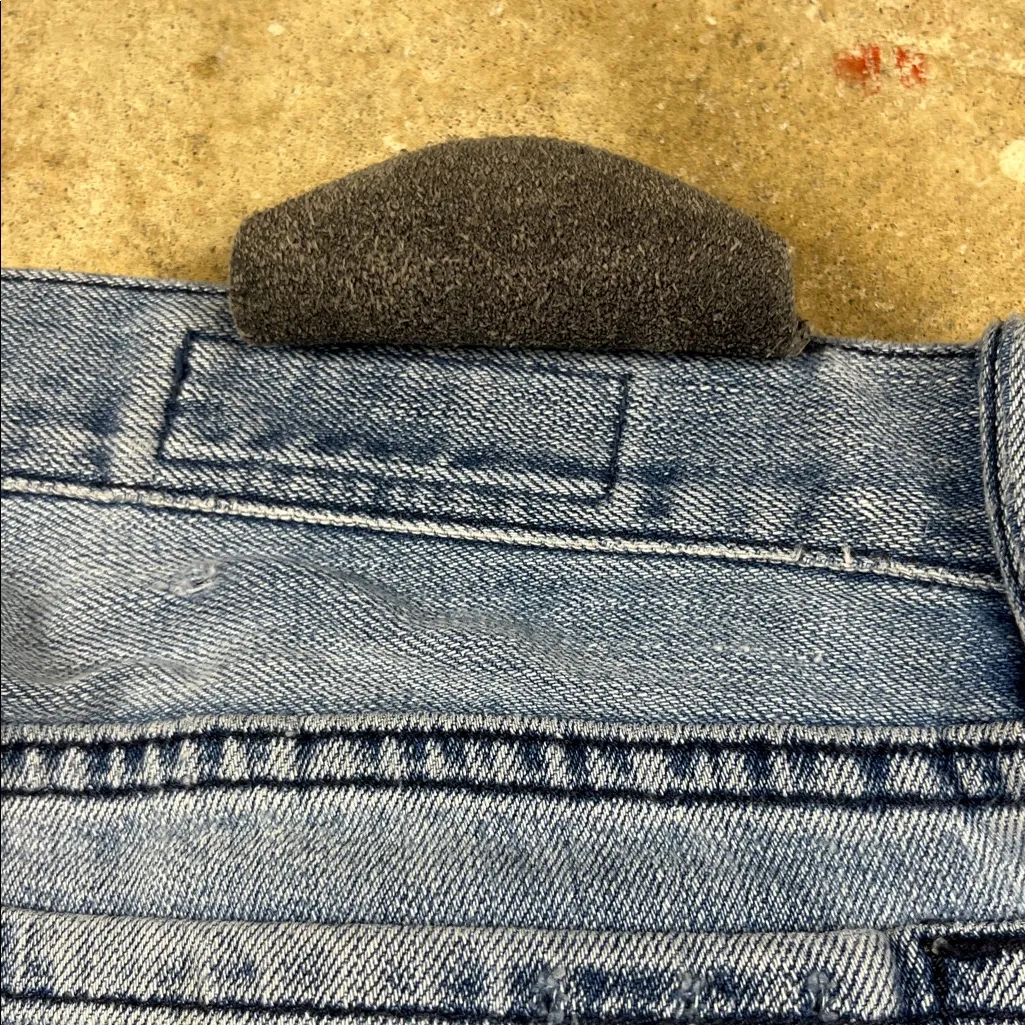 Armani Exchange Denim Skinny Jeans
Size: 33 Blue - Image 7