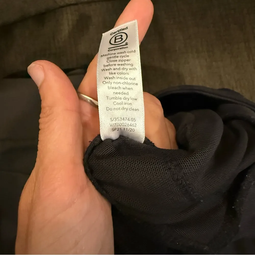 Athleta Headlands Hybrid Tight in Black - Image 11