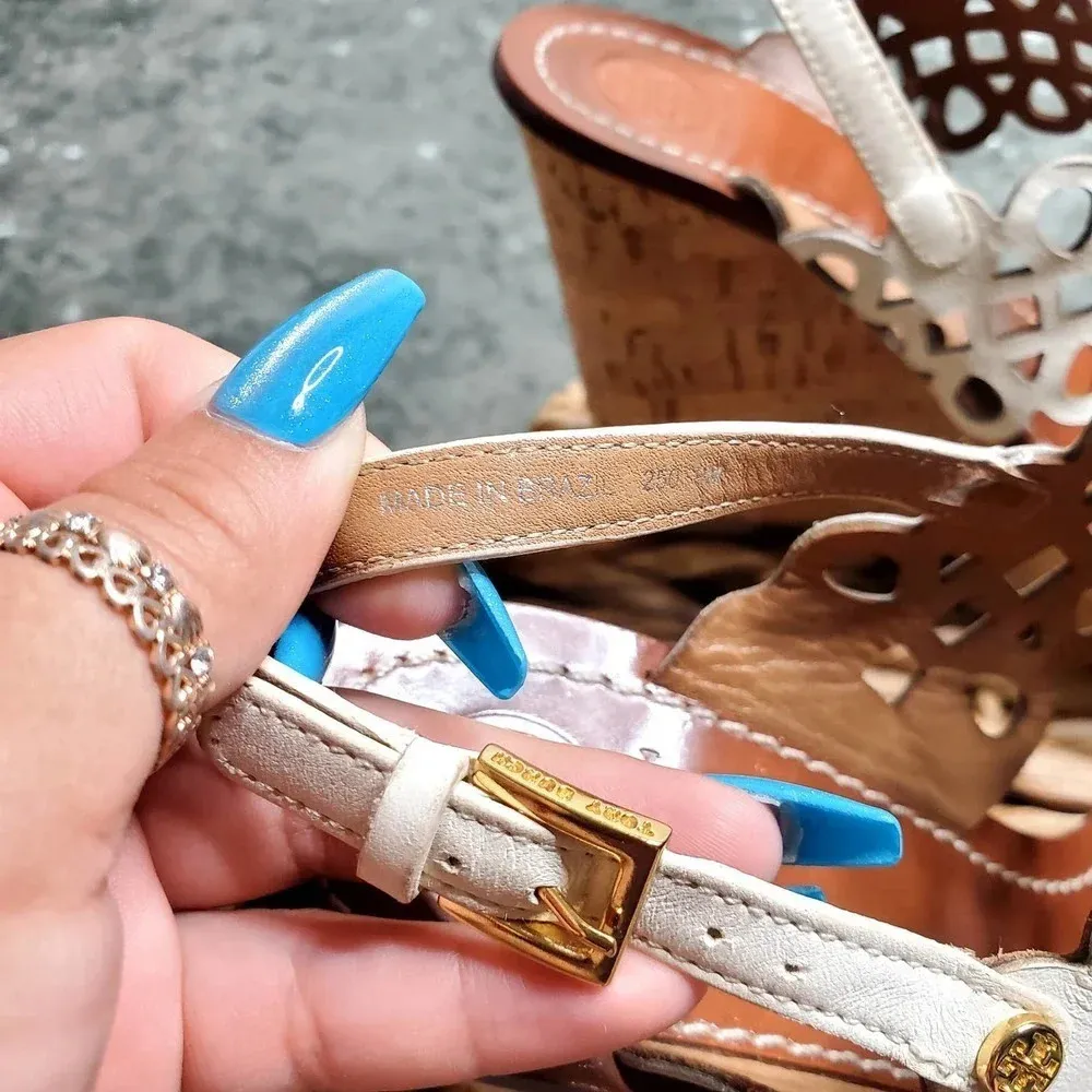 Tory Burch Nori Laser-Cut 115MM Wedge Sandal in Ivory - Image 7