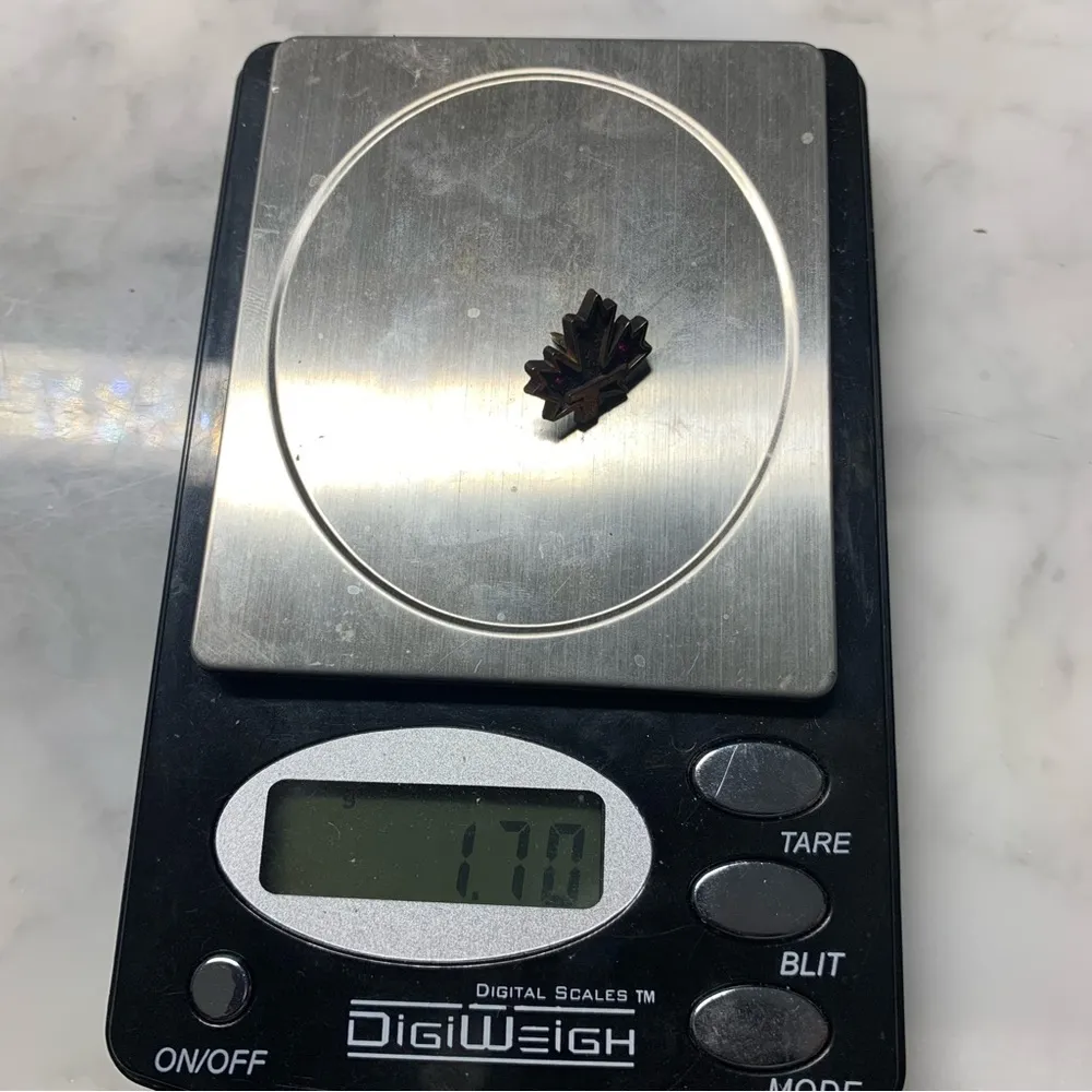 Canadian Maple Leaf Gold Over Sterling Silver With Two Ruby Stones Lapel Pin VTG - Image 7