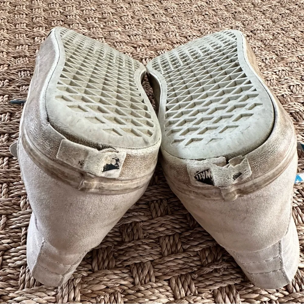 White high top Vans women’s 8.5 men’s 7 - Image 7