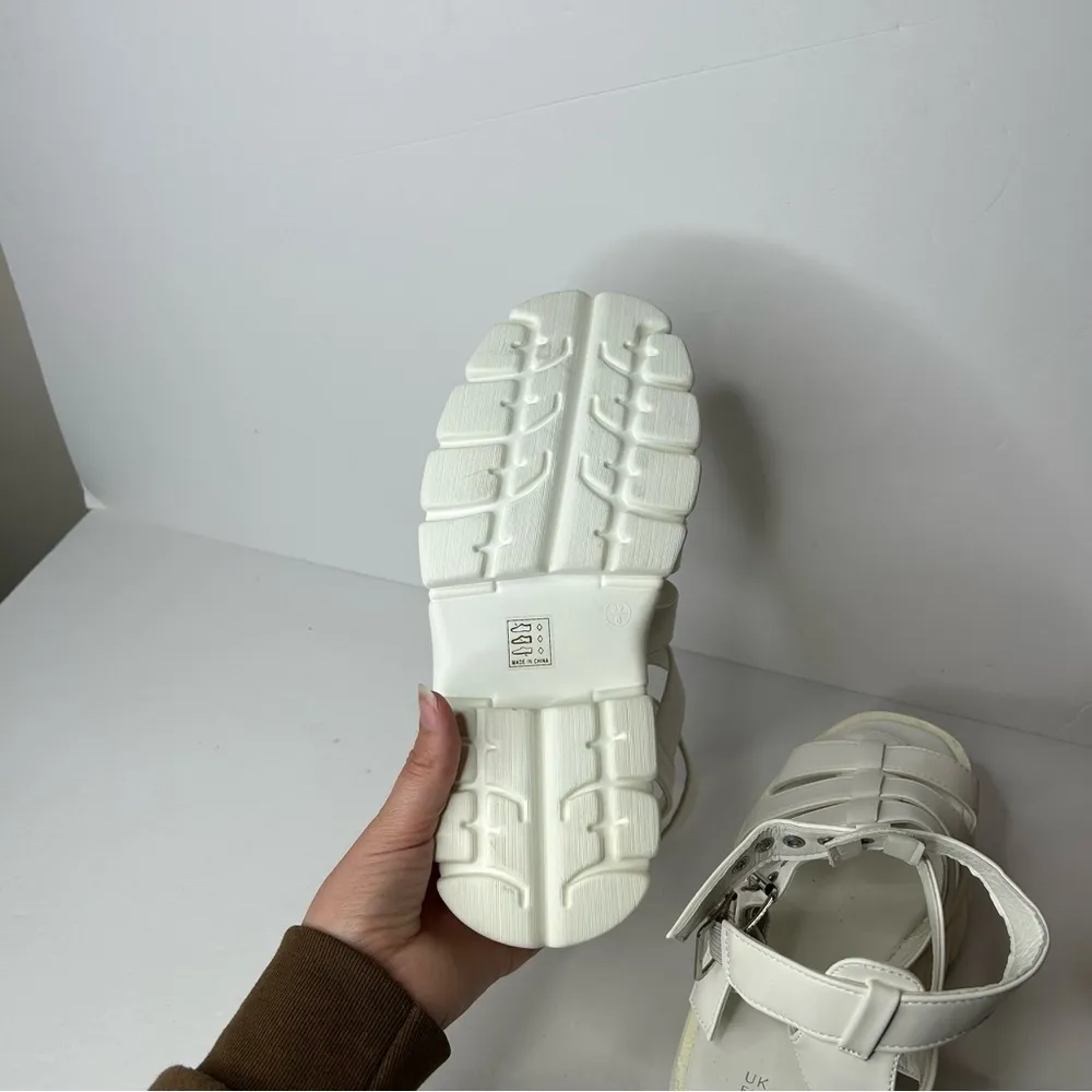 New Faux Leather Ankle Strap Gladiator buckle Chunky Platform fisherman sandals White Size 11 - Image 5