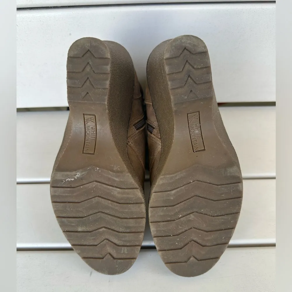 White Mountain Women's Suede Lace Up Wedge Bootie Boots Inside Zipper Shoes 8.5 - Image 8