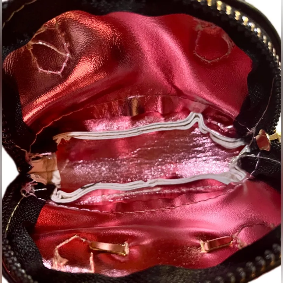 NWOT Mini Satchel Purse/Keychain White - Image 4