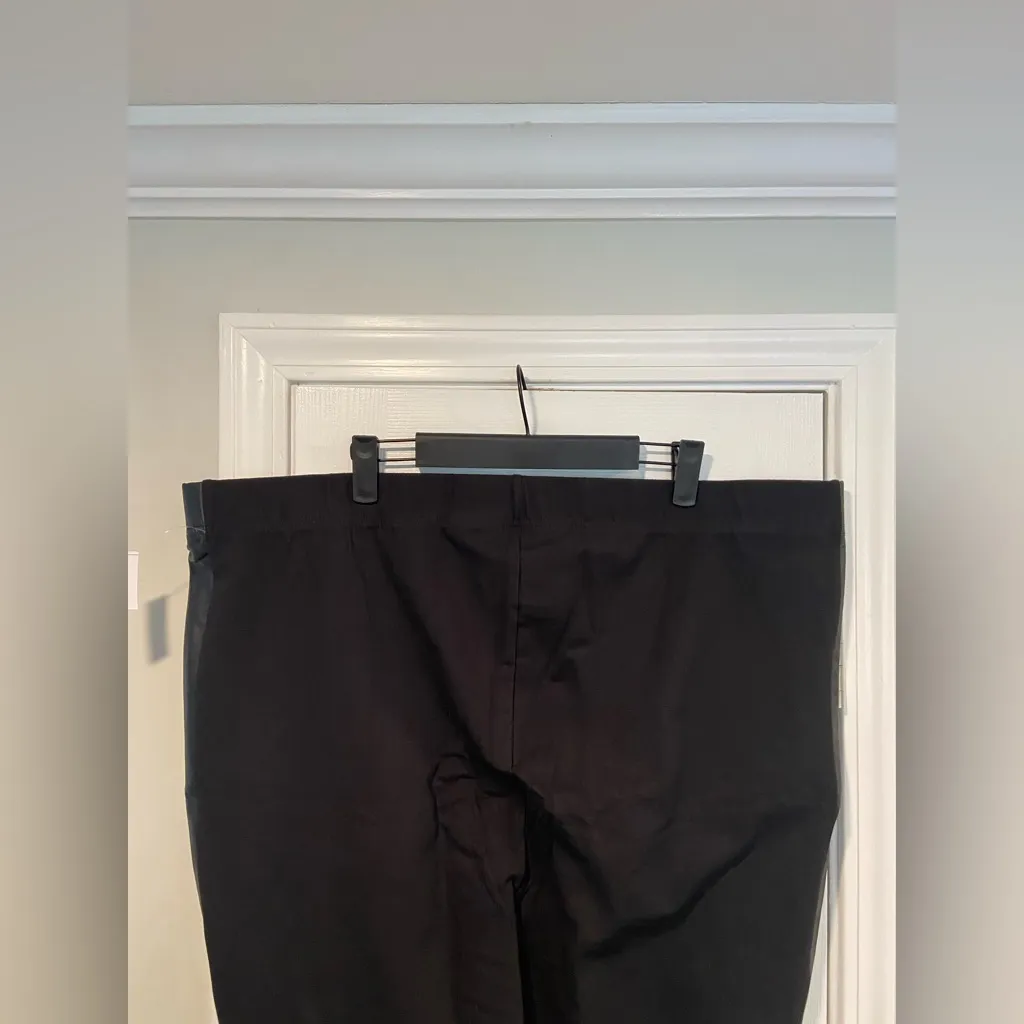 NWT Old Navy Size 3X Black 1/2 Faux Leather Pull On Stretch Waist Leggings - Image 6