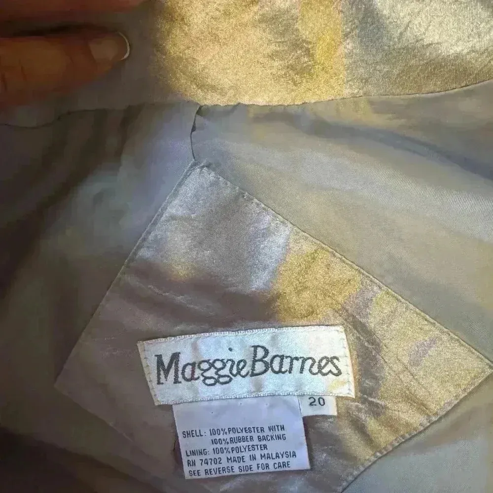 Maggie Burnes vintage 1980’s DuPont thermolite trench coat size 20. - Image 15