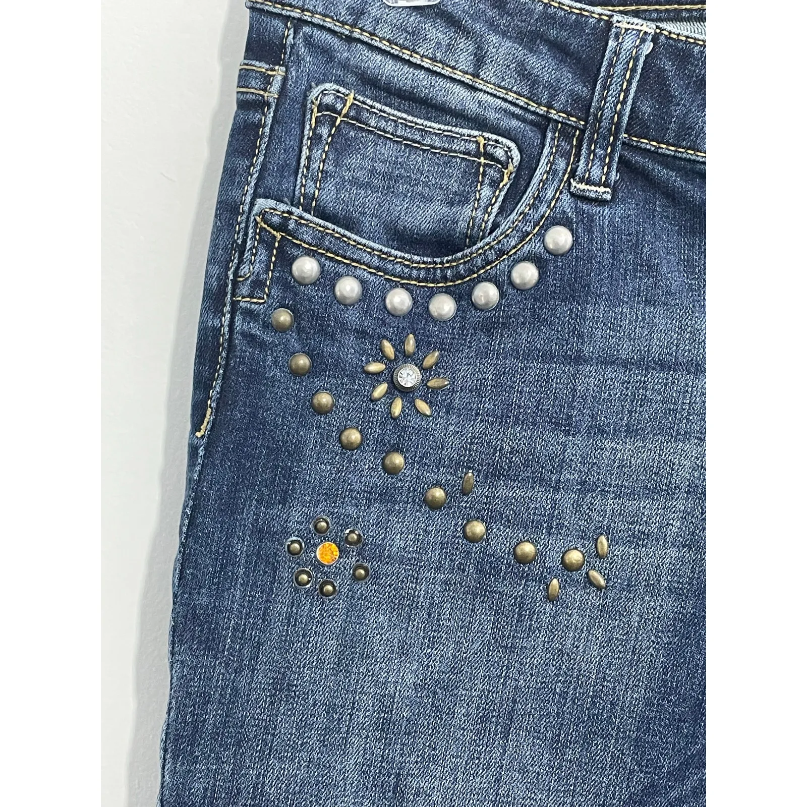 Kut From the Kloth Jeans Size 4 Kate Low Rise Bootcut Bedazzled Floral Hippie - Image 4