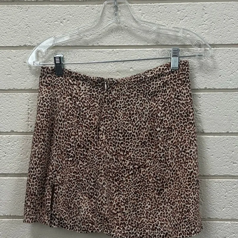 Lulus Leopard Print Mini Skirt size S Brown - Image 3