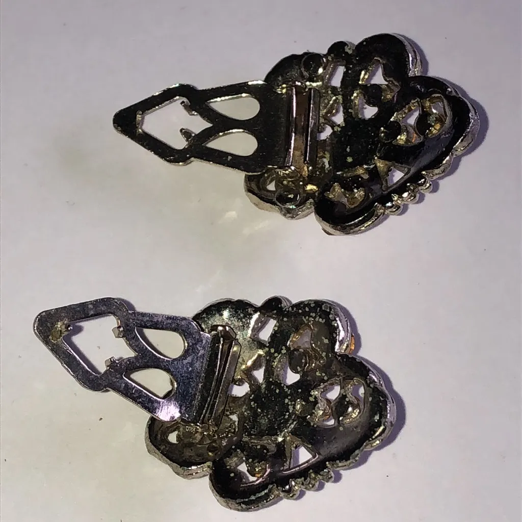 Vintage Dazzling Silver Tone Crystal Flower Shoe Clips - Image 6